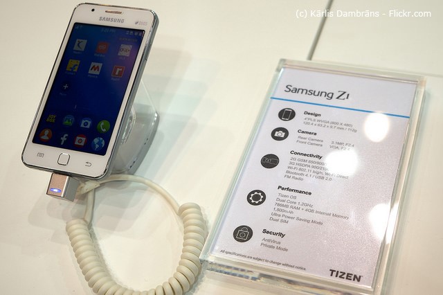 Tizen smartphone - Samsung Z1